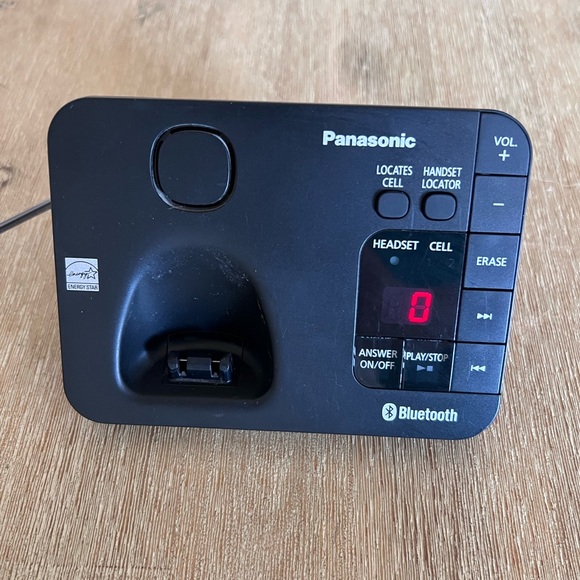 📞 Panasonic KX-TGE260 Bluetooth Cordless Phone with handset - Picture 8 of 8